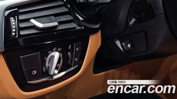BMW 5 Series 2022, фото 29