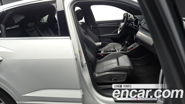 Audi Q3 2023, фото 16