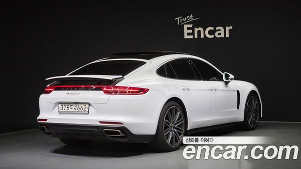 Porsche Panamera 2020, фото 2