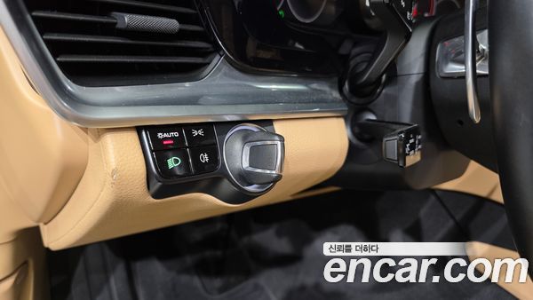 Porsche Panamera 2020, фото 21
