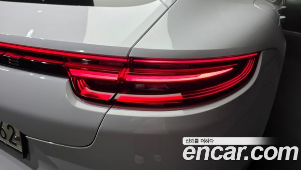 Porsche Panamera 2020, фото 9