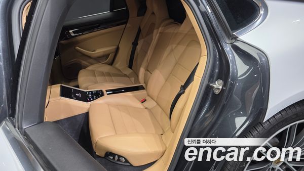 Porsche Panamera 2020, фото 16