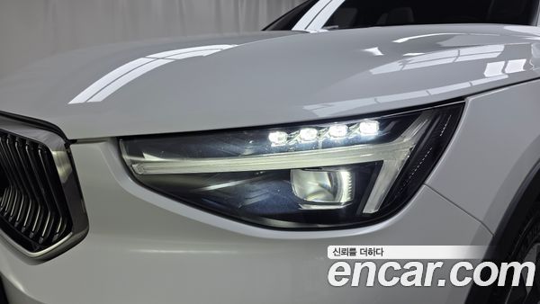 Volvo XC40 2024, фото 8
