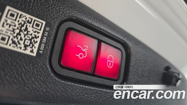 Mercedes-Benz E-Class 2024, фото 25