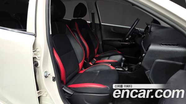 Kia Picanto 2022, фото 11