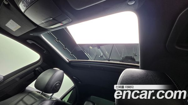 Mercedes-Benz E-Class 2022, фото 31