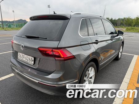 Volkswagen Tiguan 2020, фото 2