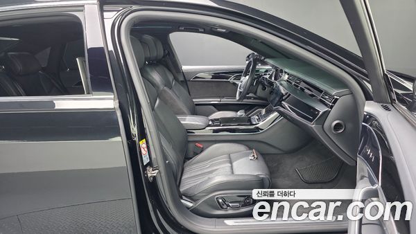 Audi A8 2020, фото 15