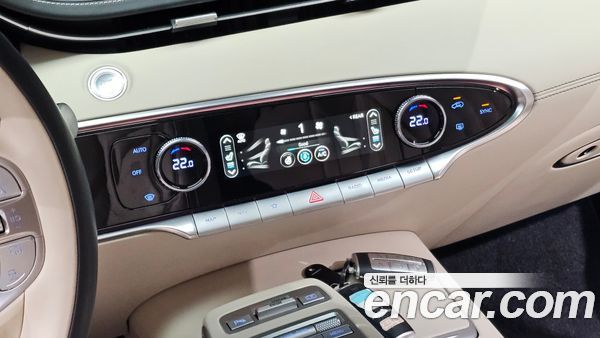 Genesis GV70 2021, фото 30