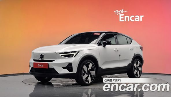 Volvo C40 2022, фото 37