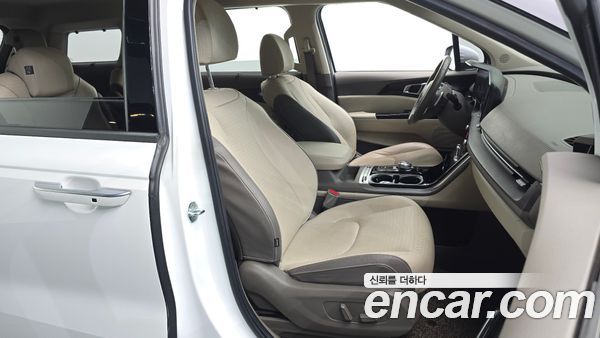 Kia Carnival 2023, фото 11