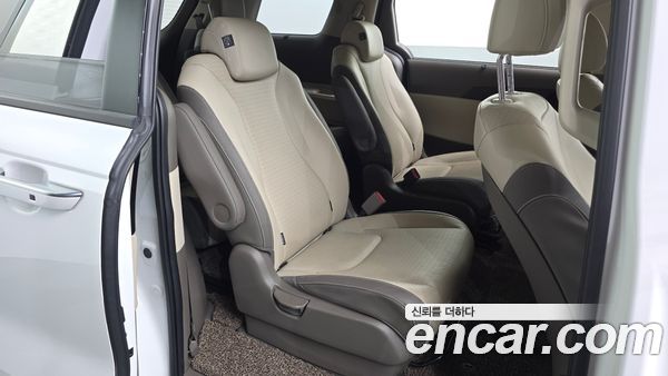 Kia Carnival 2023, фото 13