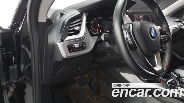 BMW 2 Series 2021, фото 18