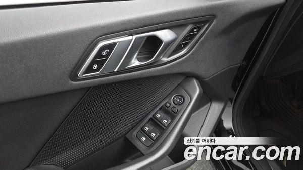 BMW 2 Series 2021, фото 26