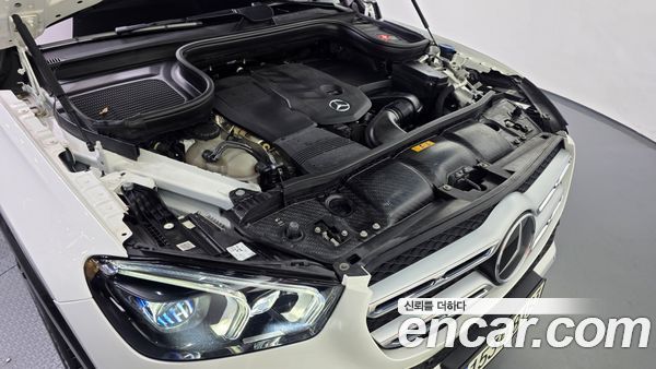 Mercedes-Benz GLE 2023, фото 6