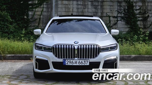 BMW 7 Series 2021, фото 4