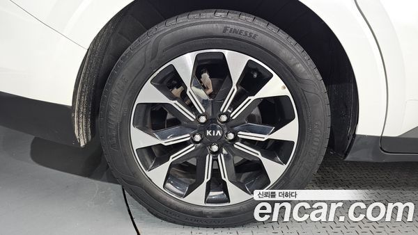 Kia Carnival 2021, фото 5