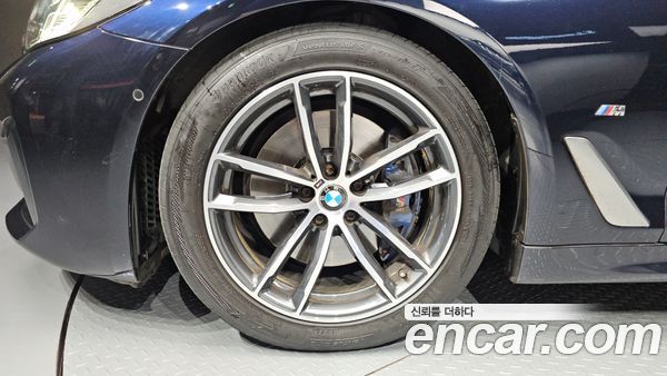 BMW 5 Series 2021, фото 4
