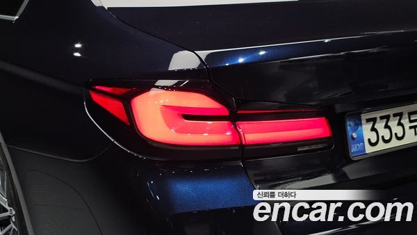 BMW 5 Series 2021, фото 8