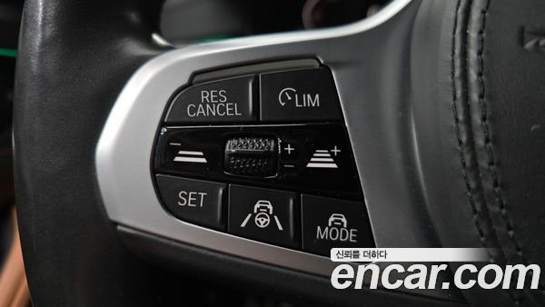 BMW 5 Series 2021, фото 28