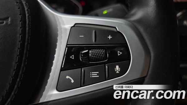 BMW 5 Series 2021, фото 29