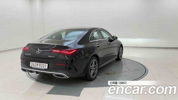 Mercedes-Benz CLA 2025, фото 6