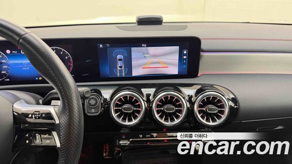 Mercedes-Benz CLA 2025, фото 15