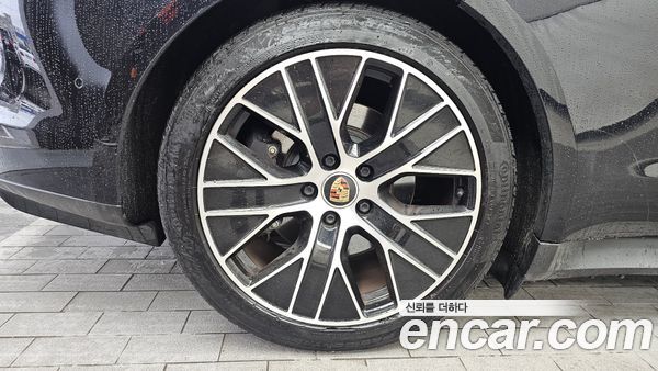 Porsche Taycan 2021, фото 5