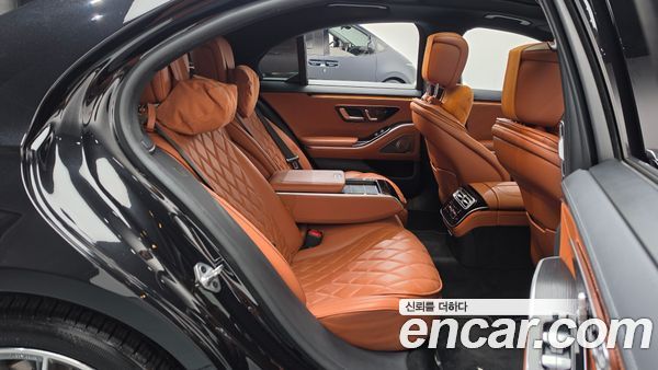 Mercedes-Benz S-Class 2023, фото 17