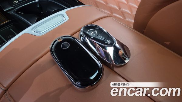 Mercedes-Benz S-Class 2023, фото 22