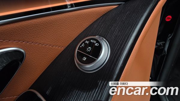 Mercedes-Benz S-Class 2023, фото 40