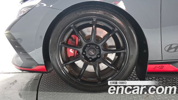 Hyundai Elantra 2023, фото 4