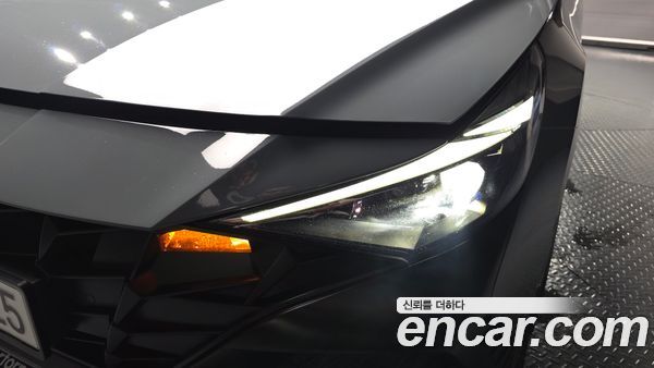 Hyundai Elantra 2023, фото 7