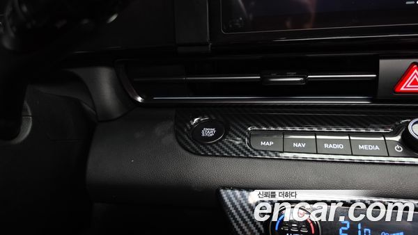 Hyundai Elantra 2023, фото 34