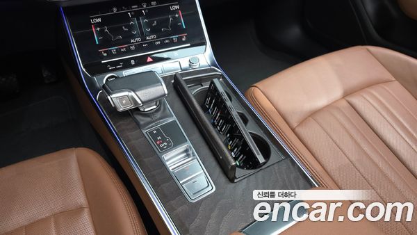 Audi A6 2023, фото 12
