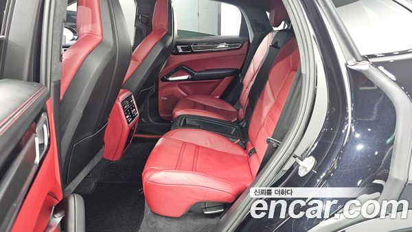 Porsche Cayenne 2020, фото 17
