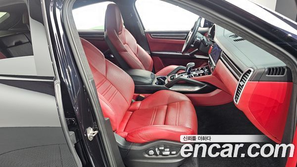 Porsche Cayenne 2020, фото 15
