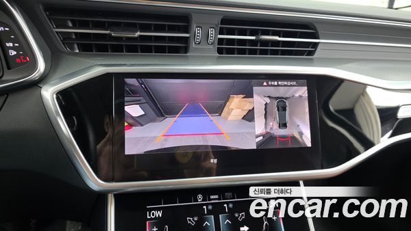 Audi A6 2021, фото 21