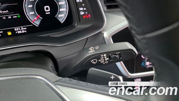 Audi A6 2021, фото 29