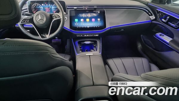 Mercedes-Benz E-Class 2024, фото 7