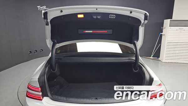 Genesis G80 2025, фото 25