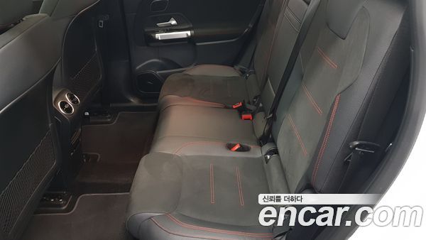 Mercedes-Benz EQB 2025, фото 10