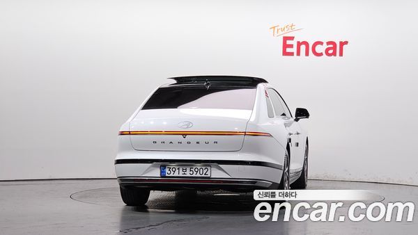 Hyundai Grandeur 2023, фото 4