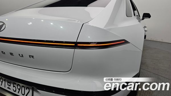 Hyundai Grandeur 2023, фото 9