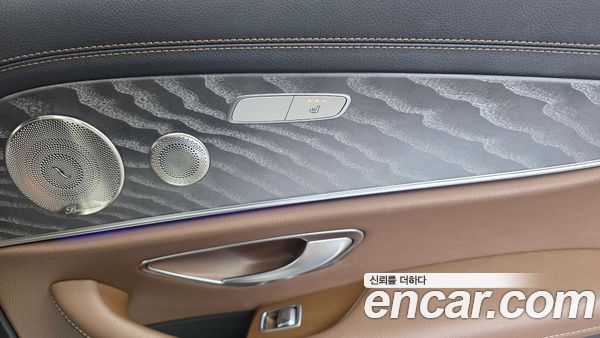 Mercedes-Benz E-Class 2022, фото 24