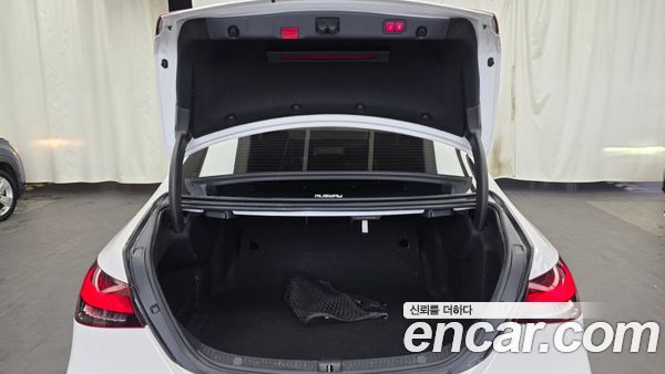 Mercedes-Benz E-Class 2022, фото 26