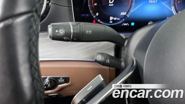 Mercedes-Benz E-Class 2022, фото 29