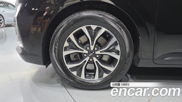 Kia Carnival 2023, фото 5