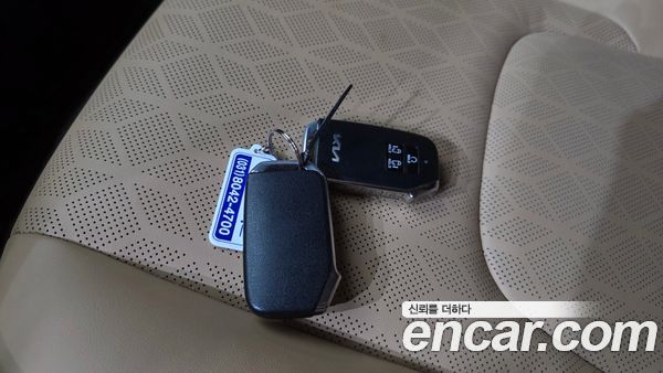 Kia Carnival 2023, фото 35