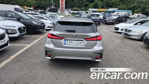 Lexus CT200h 2020, фото 5